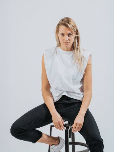 shooting-pola-femme-en-studio