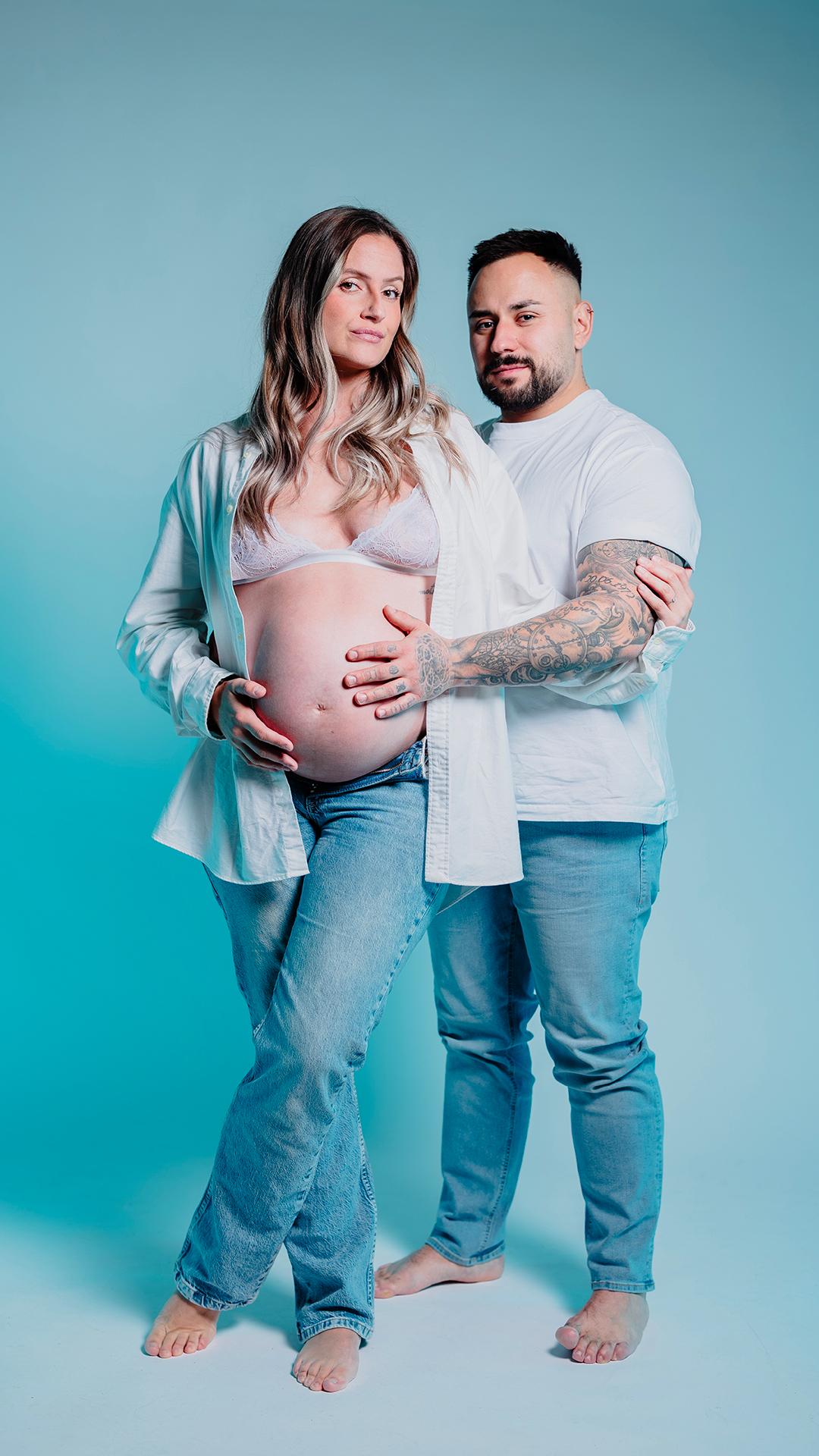Shooting photo couple enceinte coloré