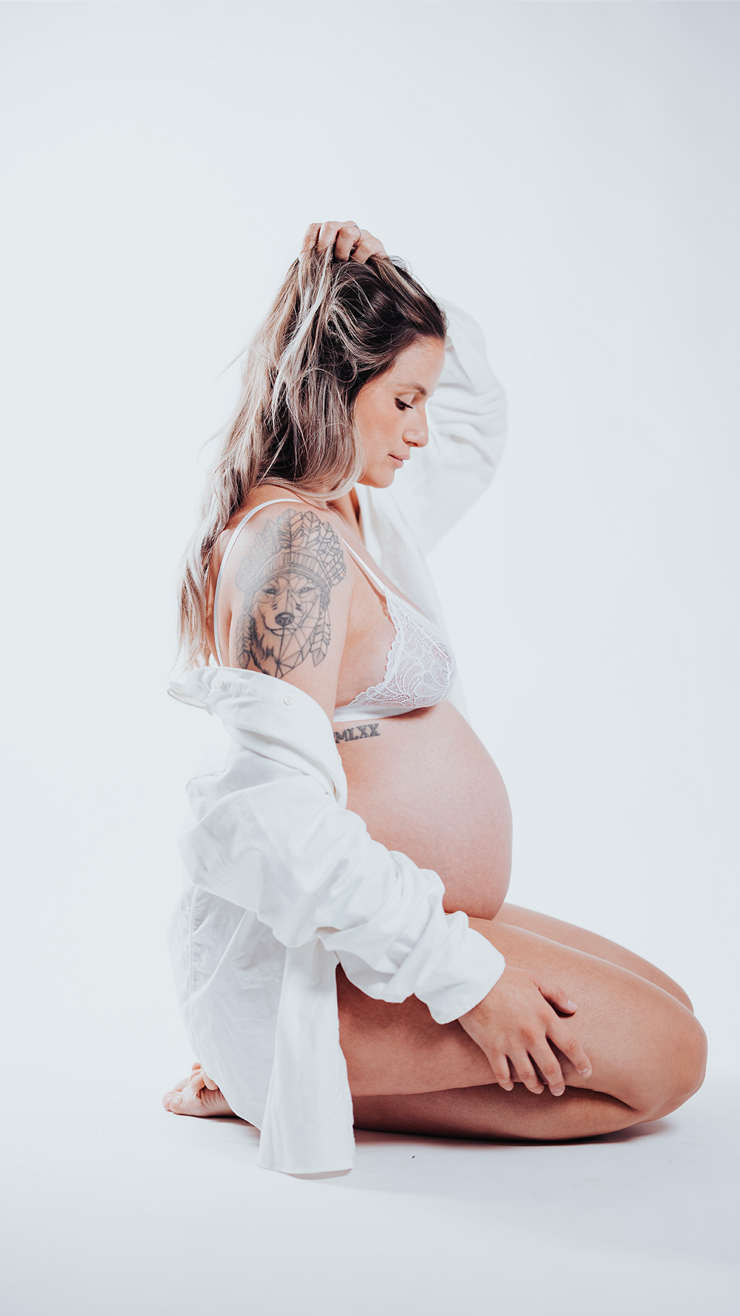 Shooting photo femme enceinte en studio