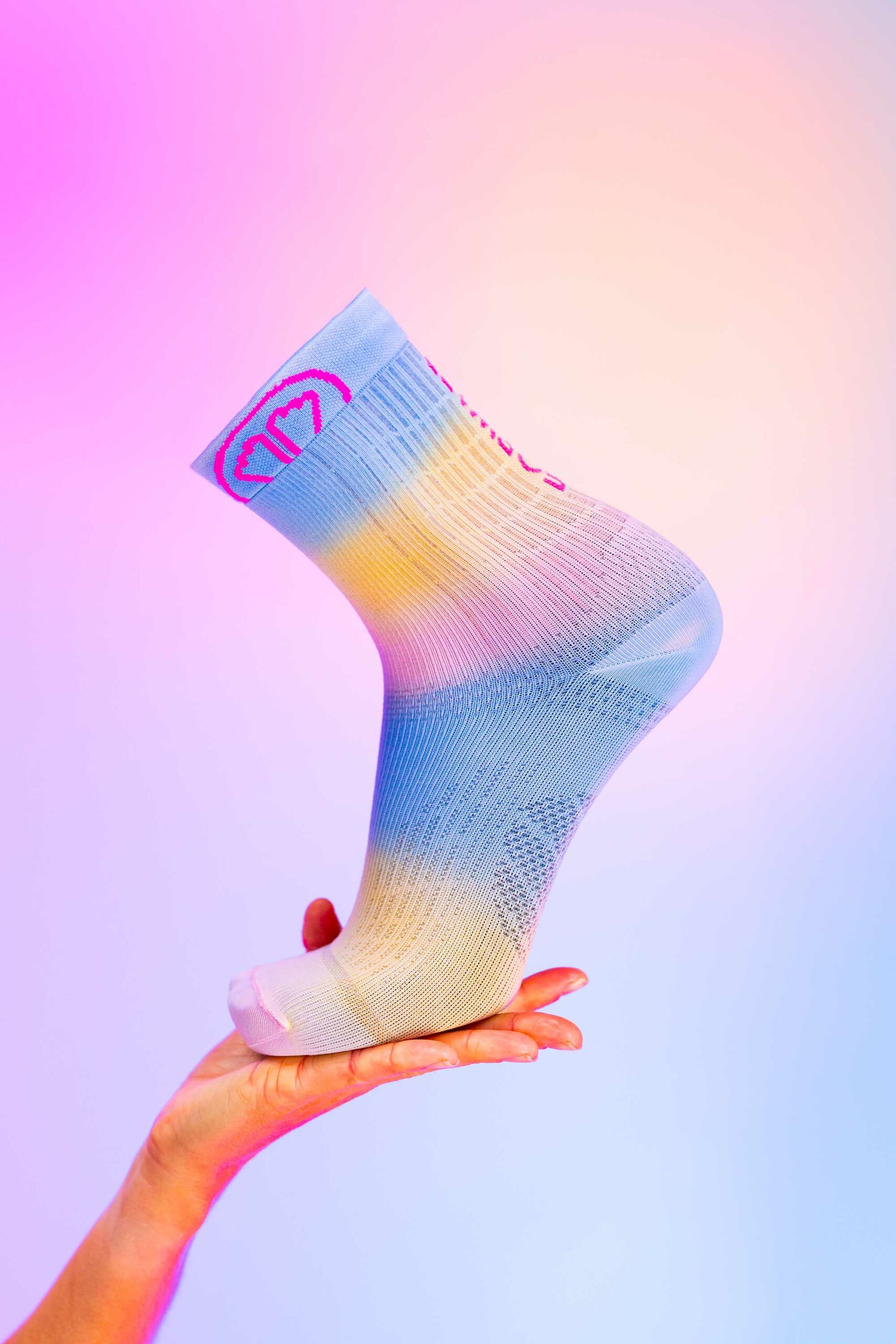 Shooting photo produit pour des chaussettes de sport